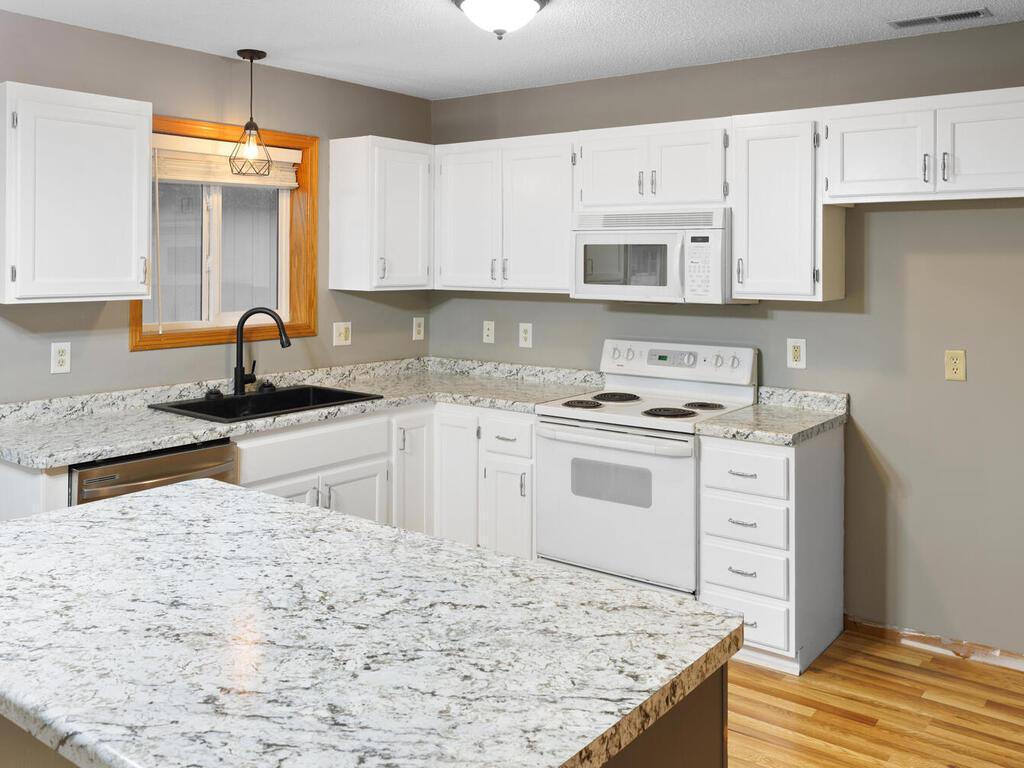 403 Circle Drive, Braham, Minnesota image 10