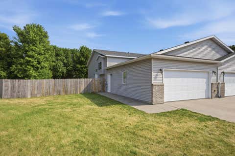 Homes For Sale - 3348 10th Street<br/> Moorhead, MN 56560
