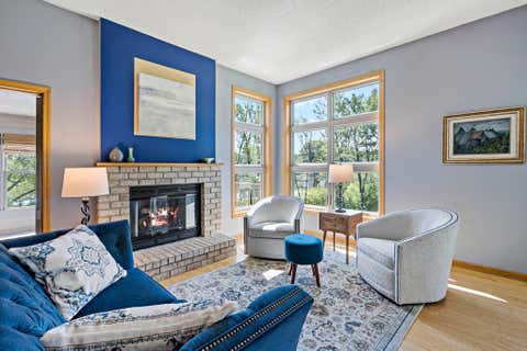 Townhouse For Sale - 630 Sullivan Lane<br/> Minneapolis, MN 55421