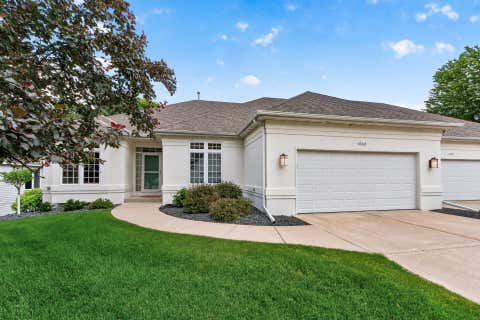 Townhouse For Sale - 16848 Iredale Path<br/> Lakeville, MN 55044