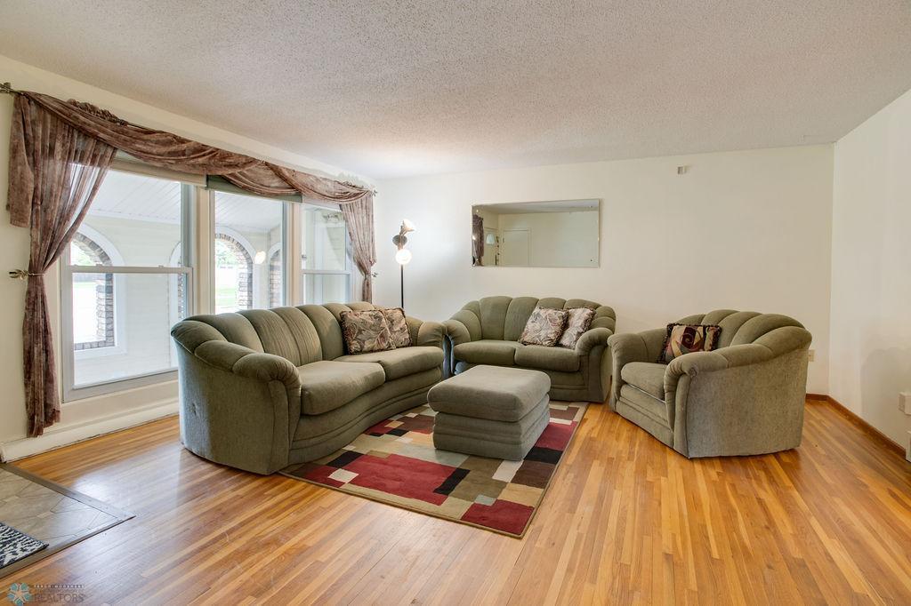 201 4th Avenue, West Fargo, North Dakota image 5