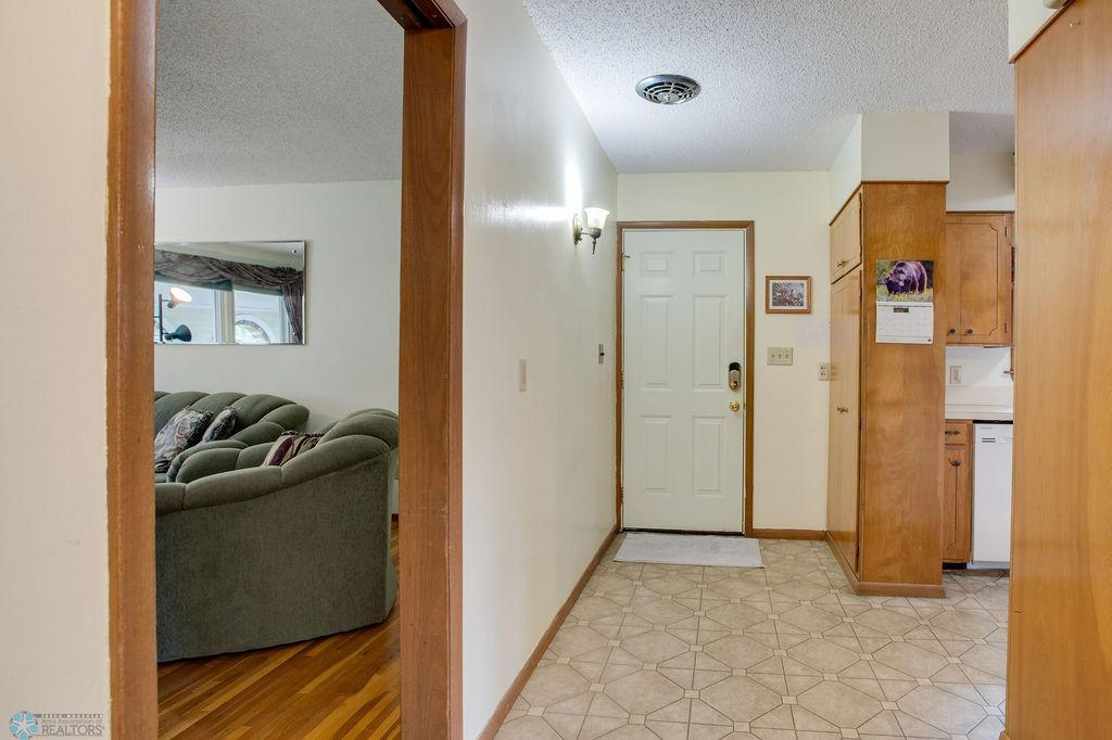 201 4th Avenue, West Fargo, North Dakota image 8