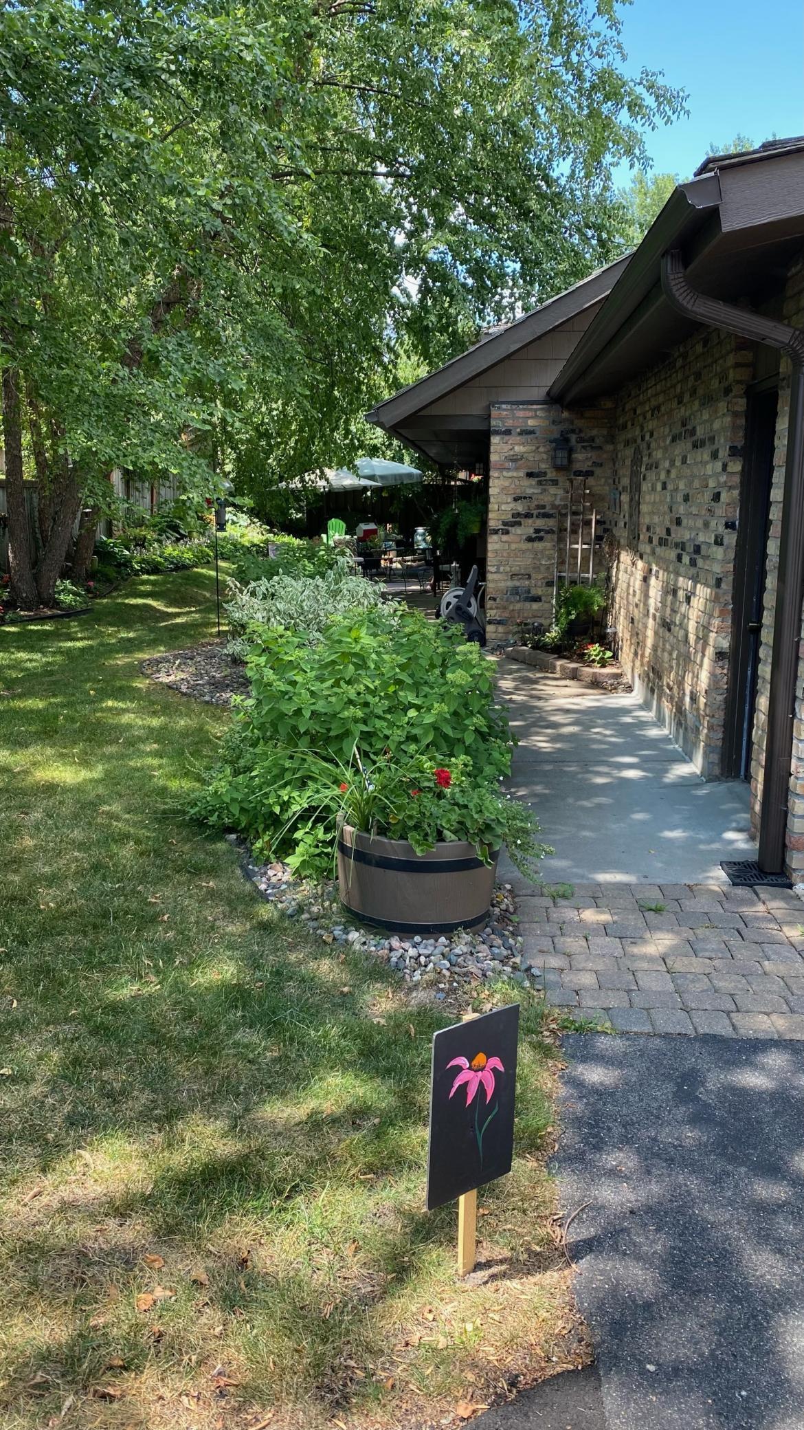 17711 Breconwood Road, Wayzata, Minnesota image 24