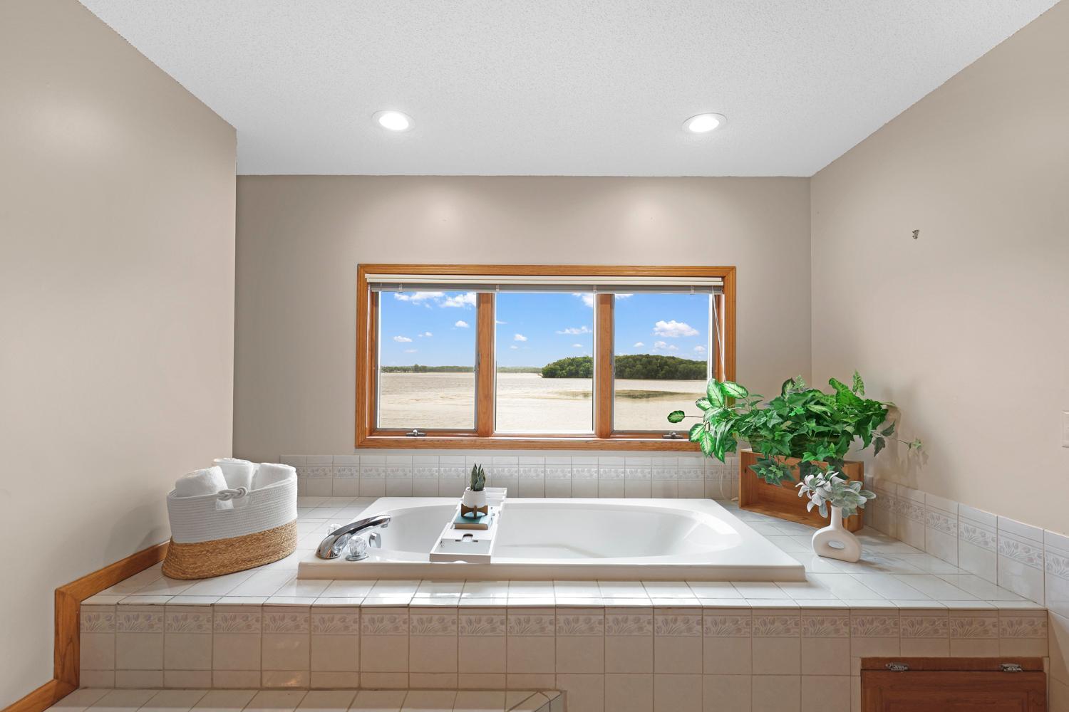 14490 Irwin Court, Montgomery, Minnesota image 49