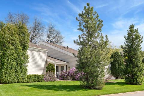 Townhouse For Sale - 7449 Landau Drive<br/> Minneapolis, MN 55438