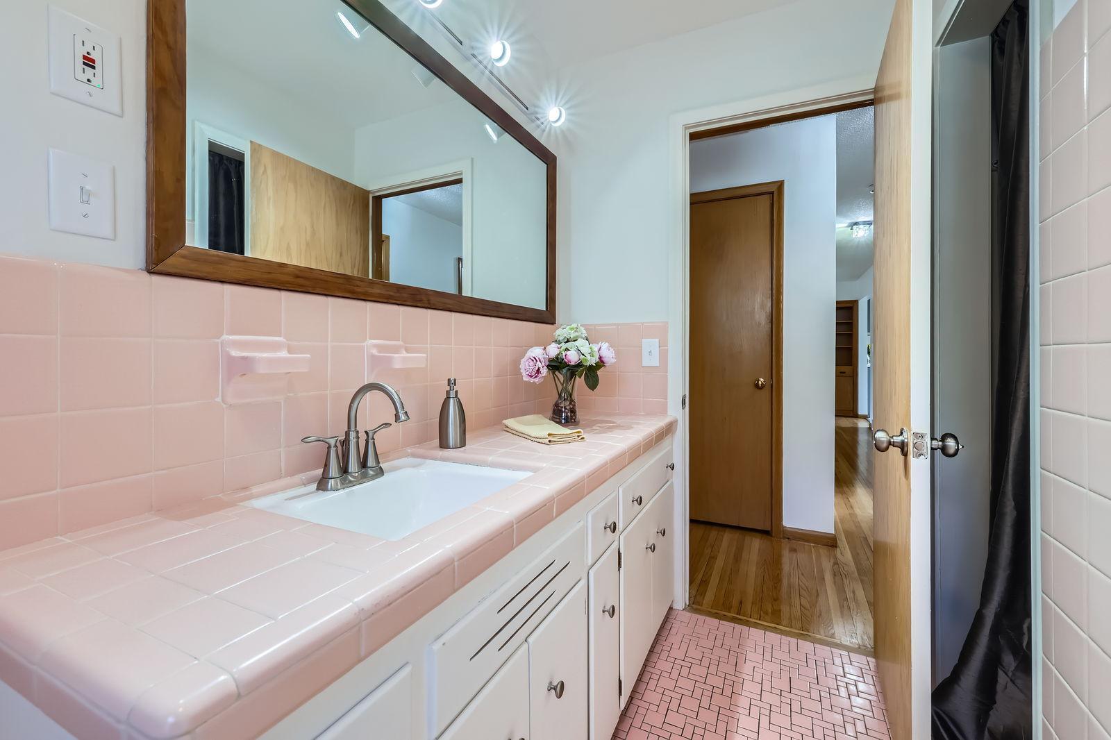 676 Roma Avenue, Saint Paul, Minnesota image 23
