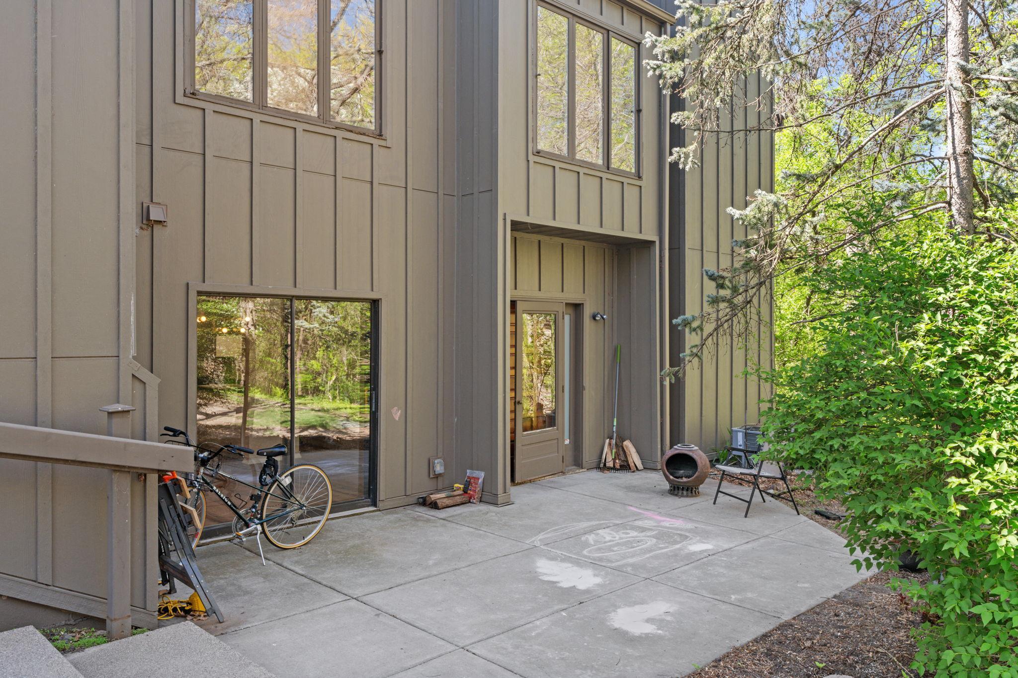 9018 Neill Lake Road, Eden Prairie, Minnesota image 28