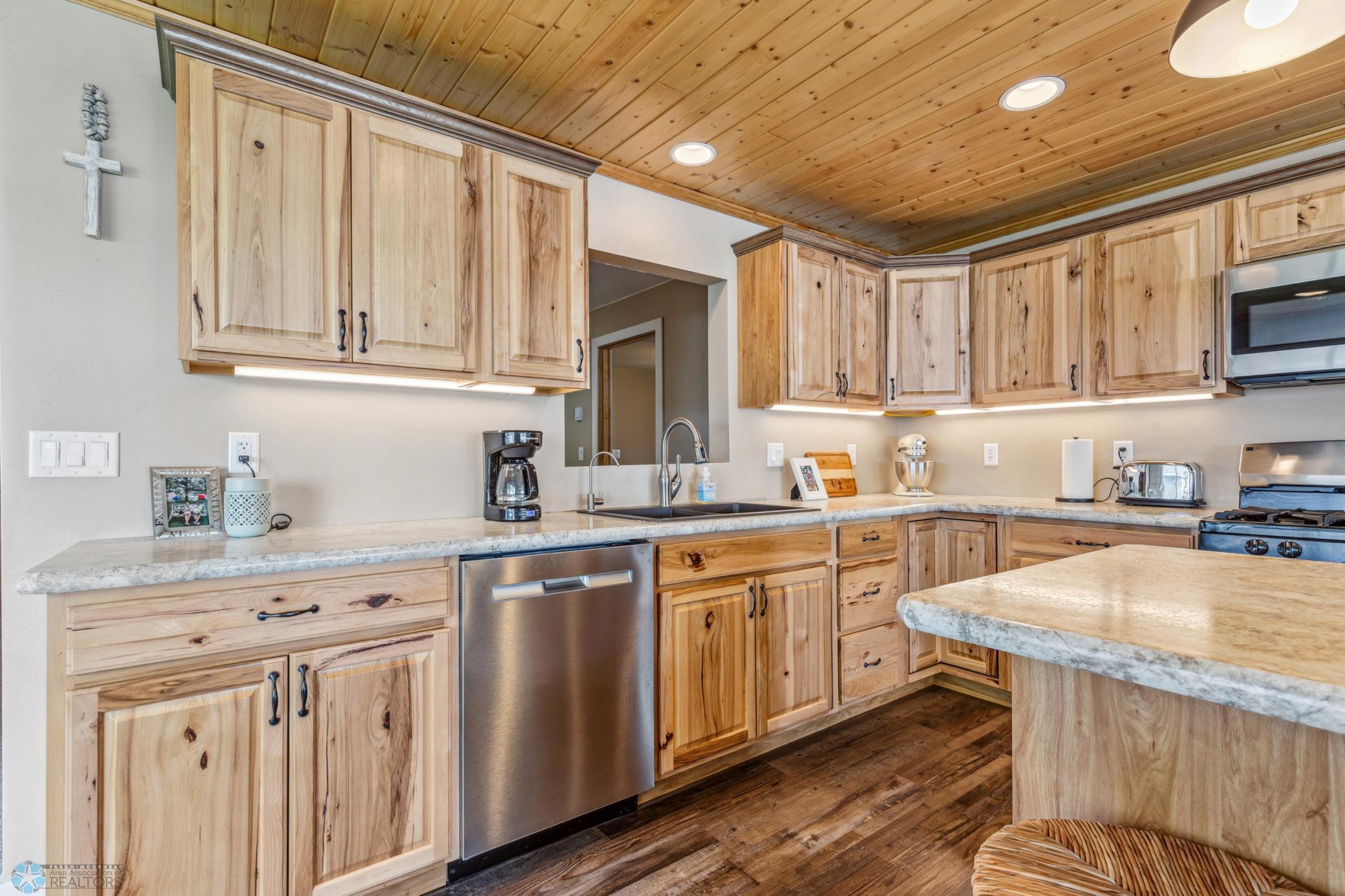 12243 Fern Beach Drive, Detroit Lakes, Minnesota image 32
