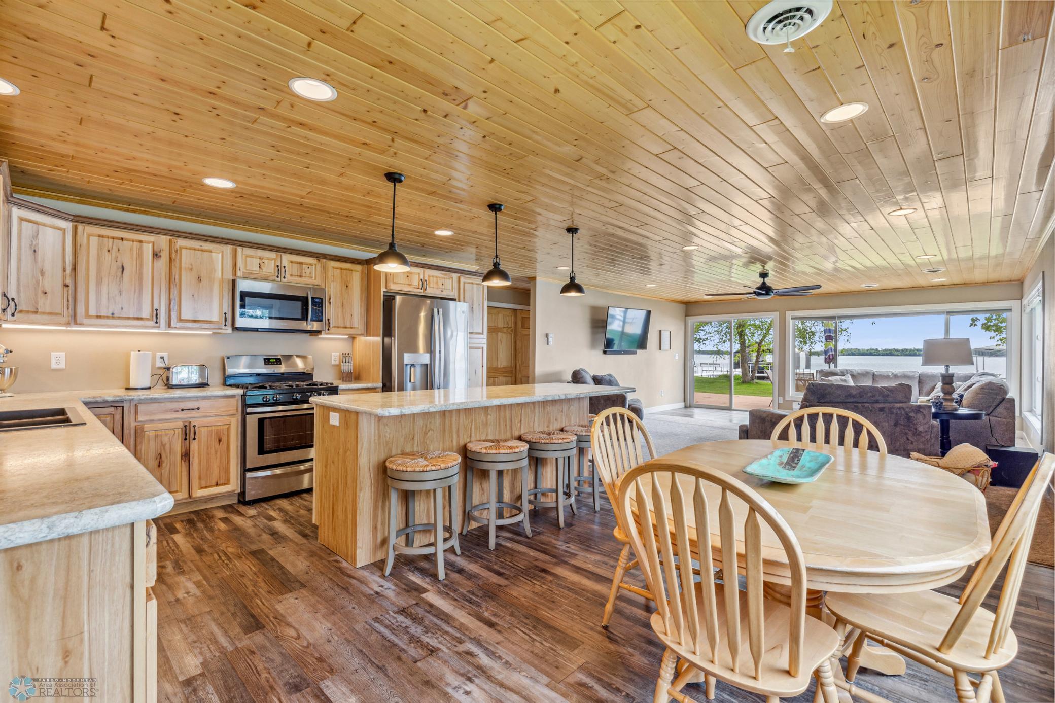 12243 Fern Beach Drive, Detroit Lakes, Minnesota image 28