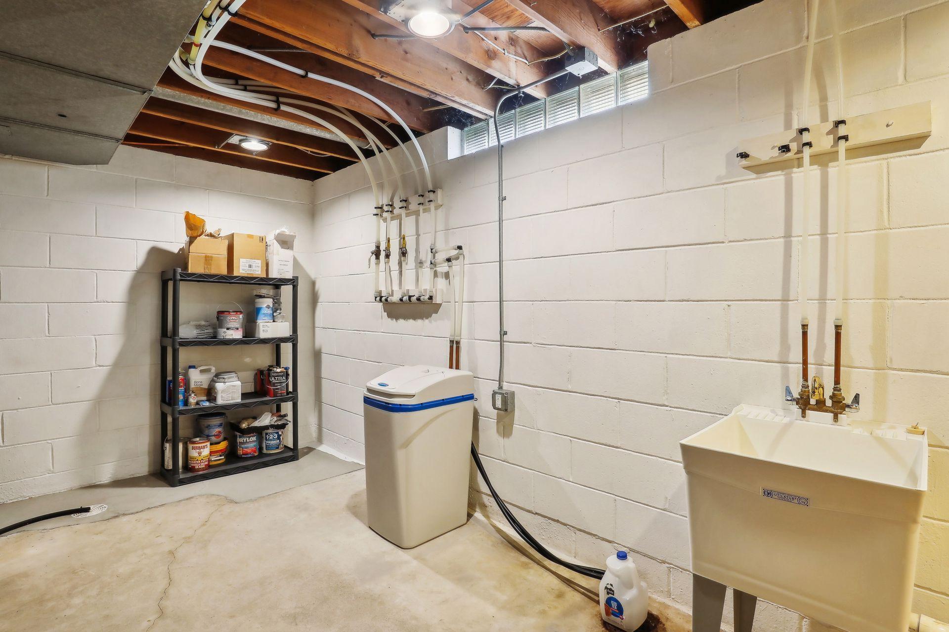 5809 Bellham Avenue, Minnetonka, Minnesota image 39