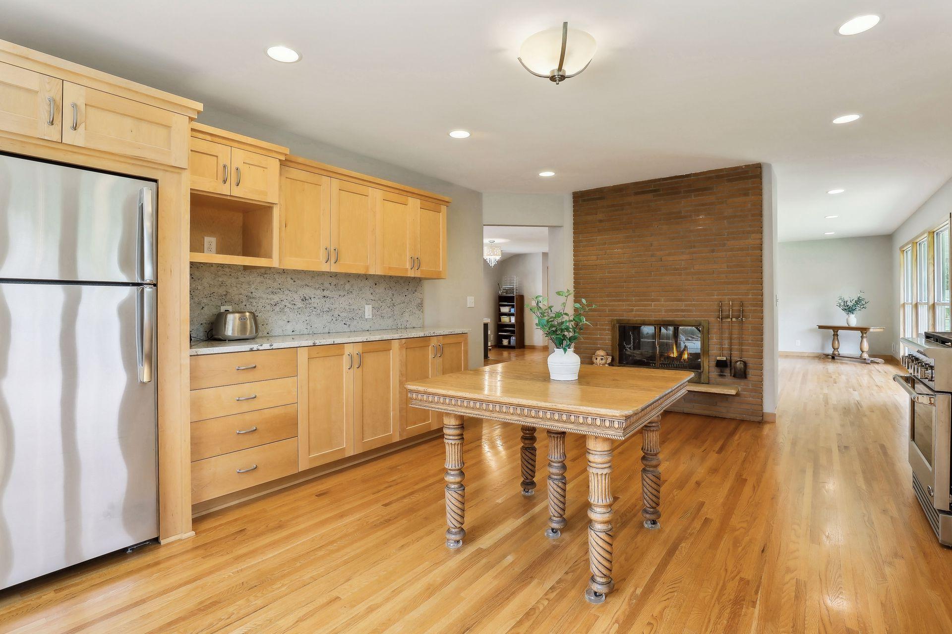 5809 Bellham Avenue, Minnetonka, Minnesota image 10