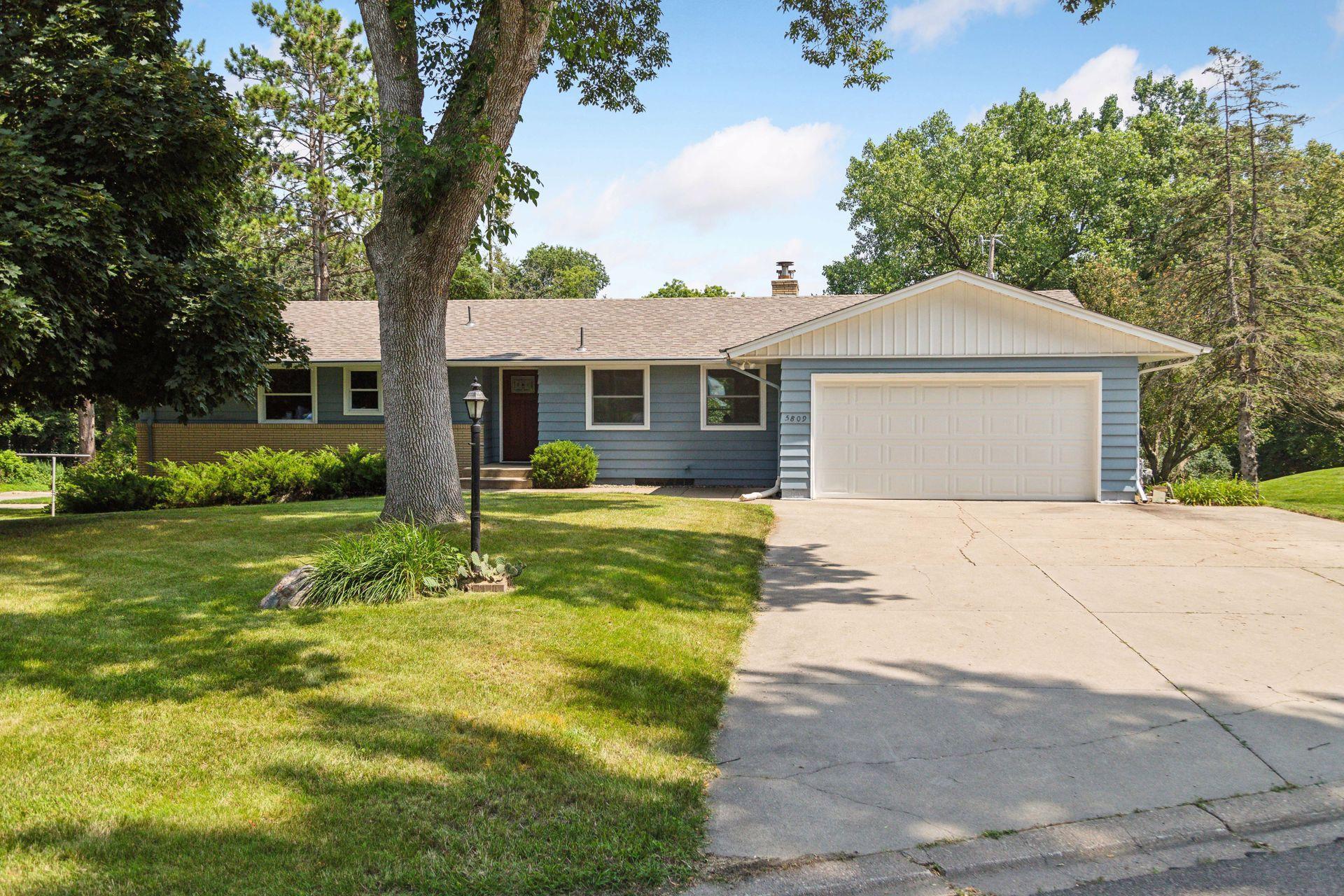 5809 Bellham Avenue, Minnetonka, Minnesota image 2