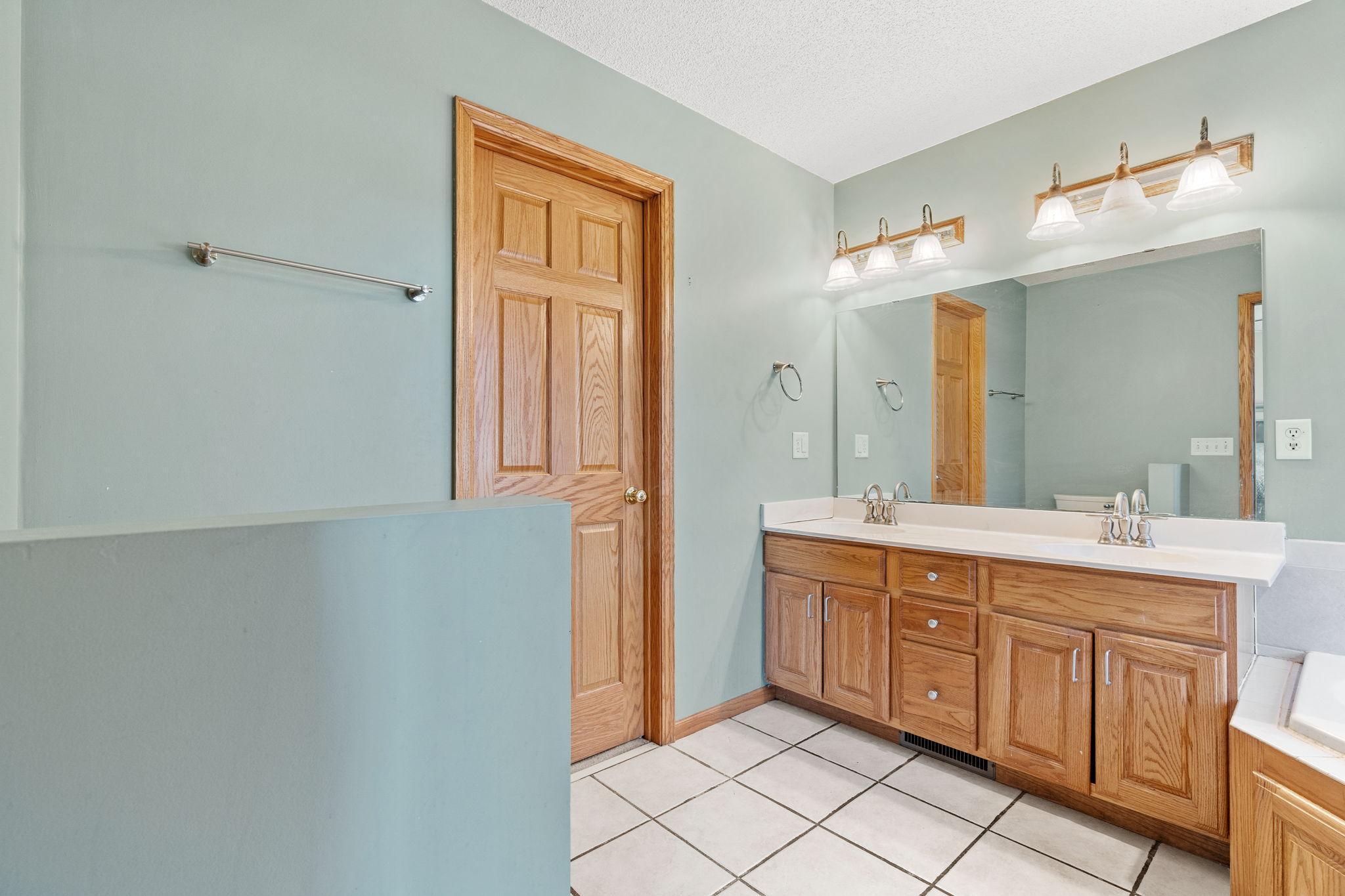 23648 Juniper Court, Rogers, Minnesota image 49