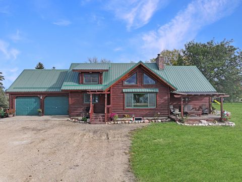 Homes For Sale - 16 Lime Lake Drive<br/> Avoca, MN 56114