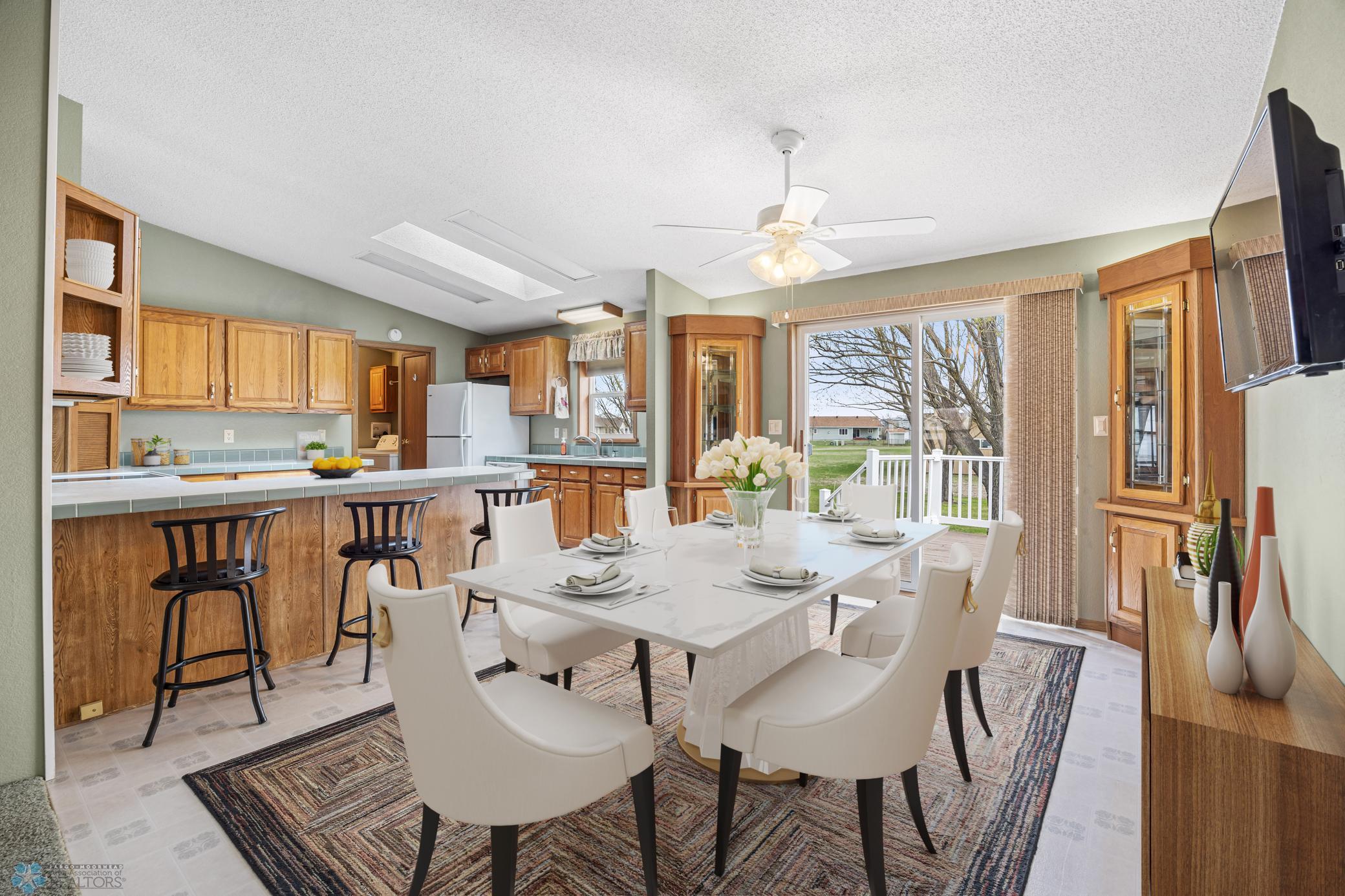 531 10th Avenue, Casselton, North Dakota image 6
