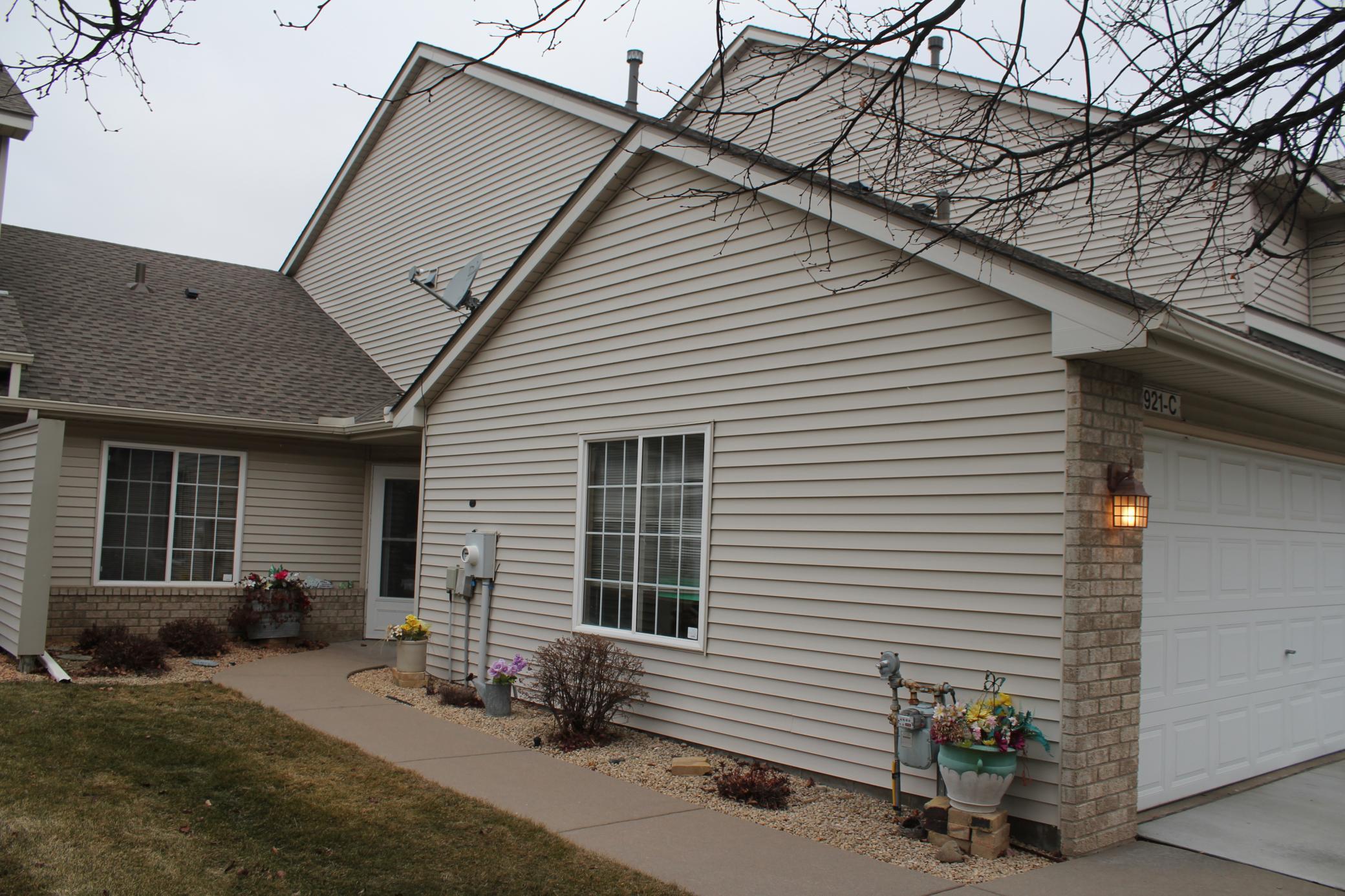 7921 Forest Boulevard #C, Woodbury, Minnesota image 1