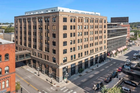 Condo For Sale - 406 Wacouta Street<br/> Ramsey County, Saint Paul, MN 55101