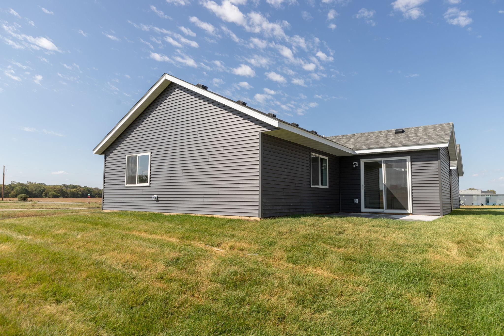 2015 Douglas Trail Drive, Pine Island, Minnesota image 28