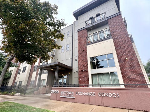 Condo For Sale - 2900 11th Avenue<br/> Minneapolis, MN 55407