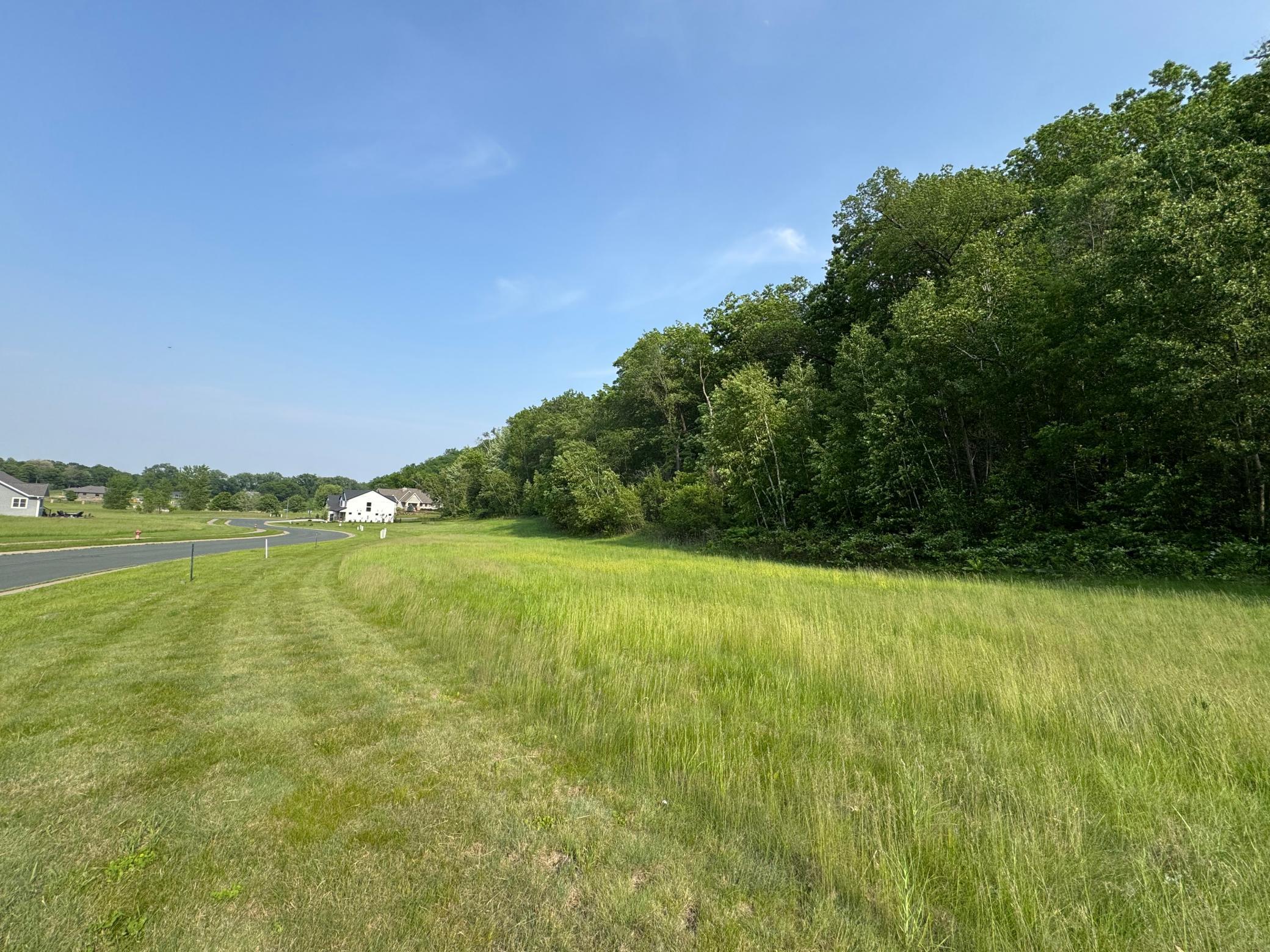 2808 Oakhurst Drive, Lake City, Minnesota image 2