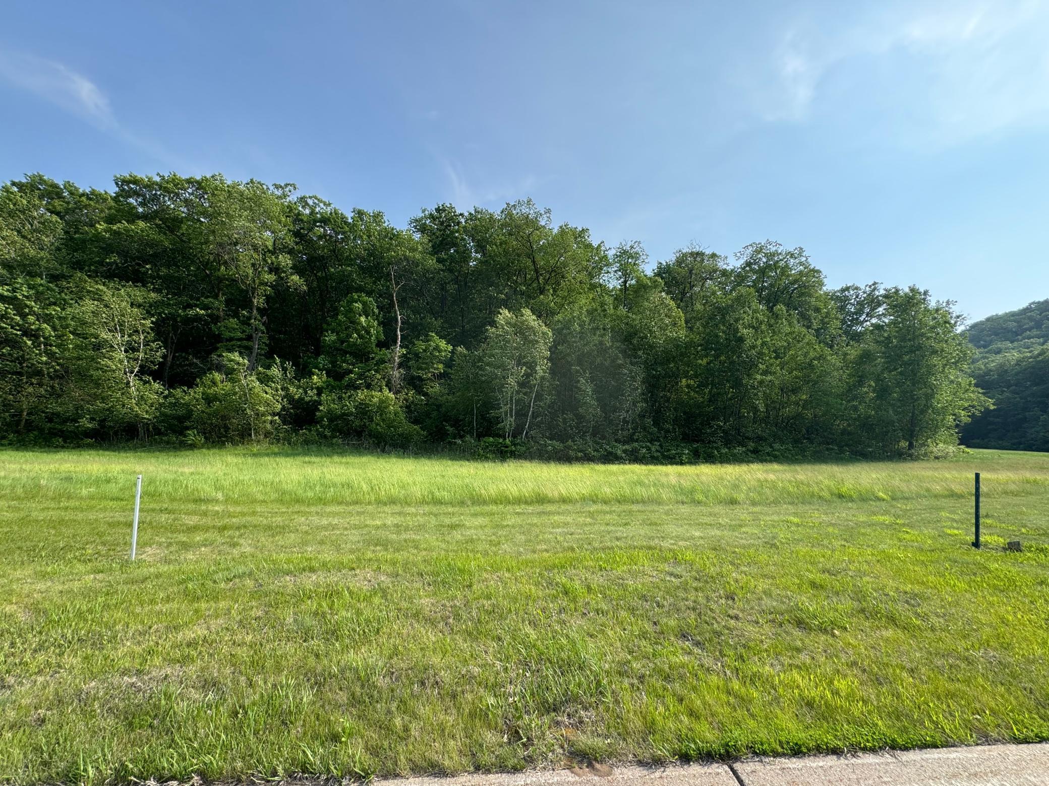 2808 Oakhurst Drive, Lake City, Minnesota image 1