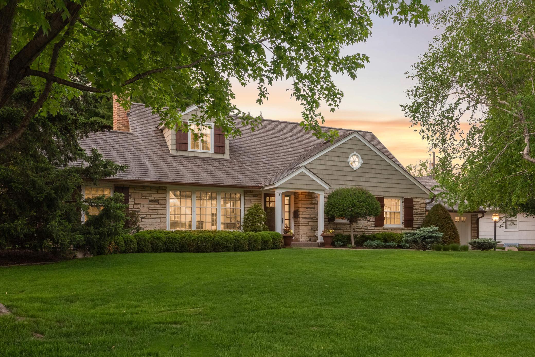 4606 Lakeview Drive, Minneapolis, Minnesota image 4