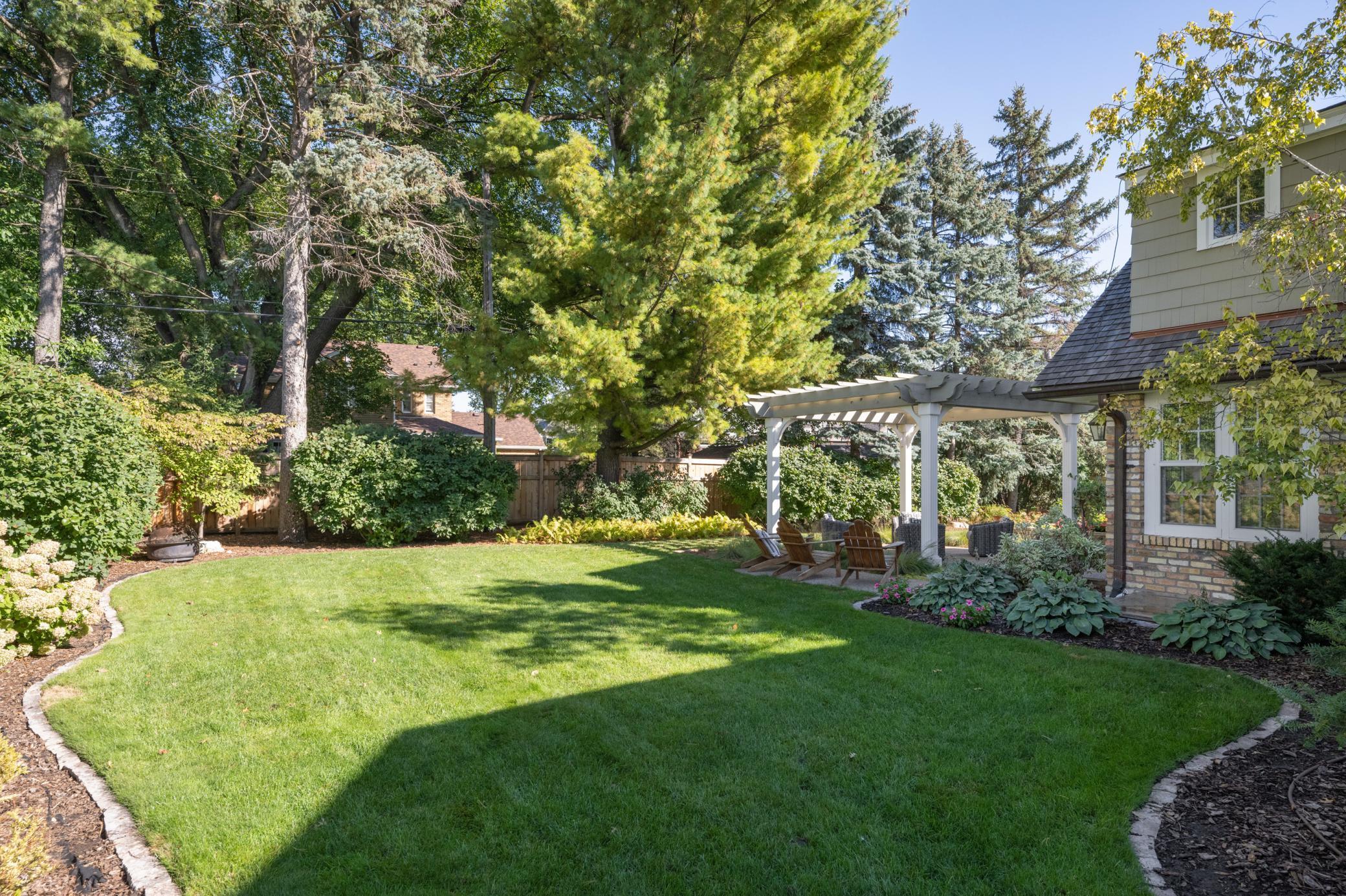 4606 Lakeview Drive, Minneapolis, Minnesota image 11