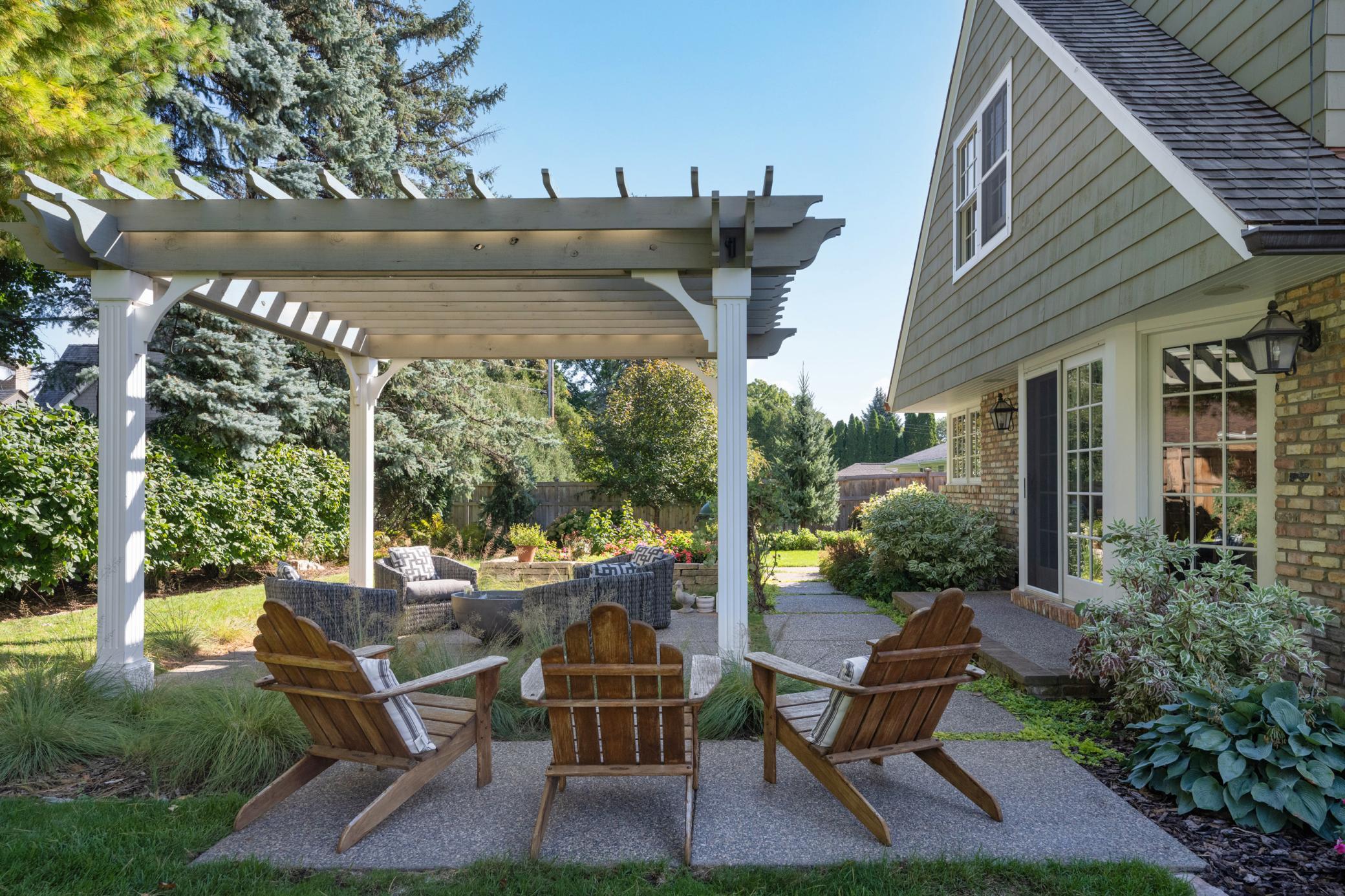 4606 Lakeview Drive, Minneapolis, Minnesota image 14