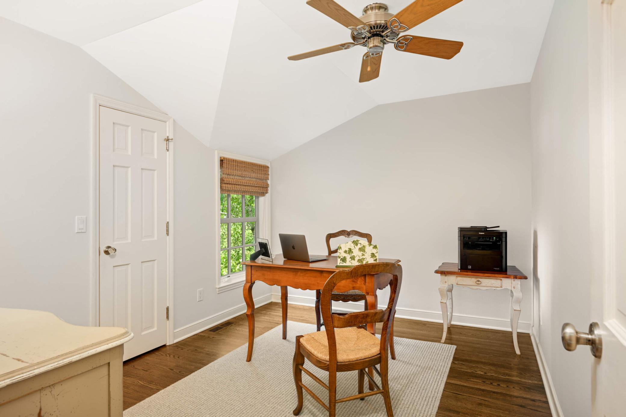 4606 Lakeview Drive, Minneapolis, Minnesota image 46