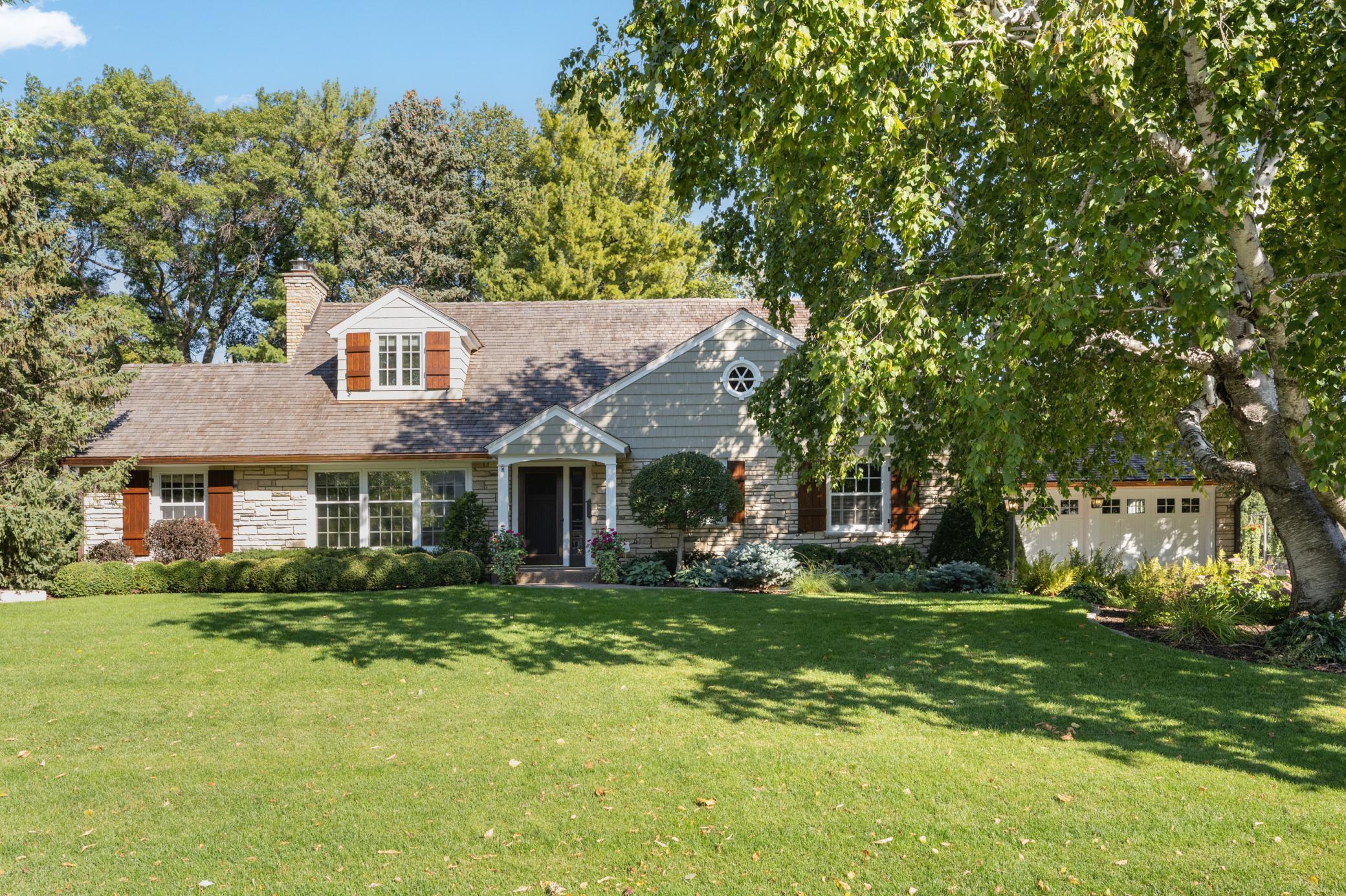 4606 Lakeview Drive, Minneapolis, Minnesota image 1