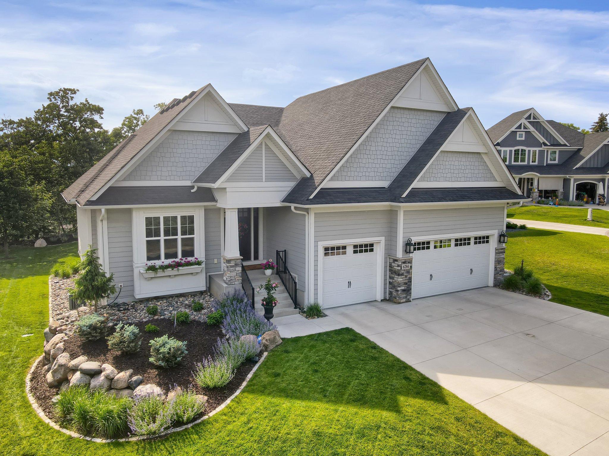 Welcome to 6284 Montee Drive