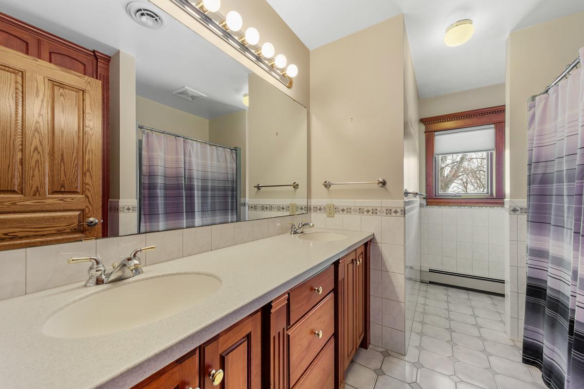 13701 Bagley Avenue, Faribault, Minnesota image 44