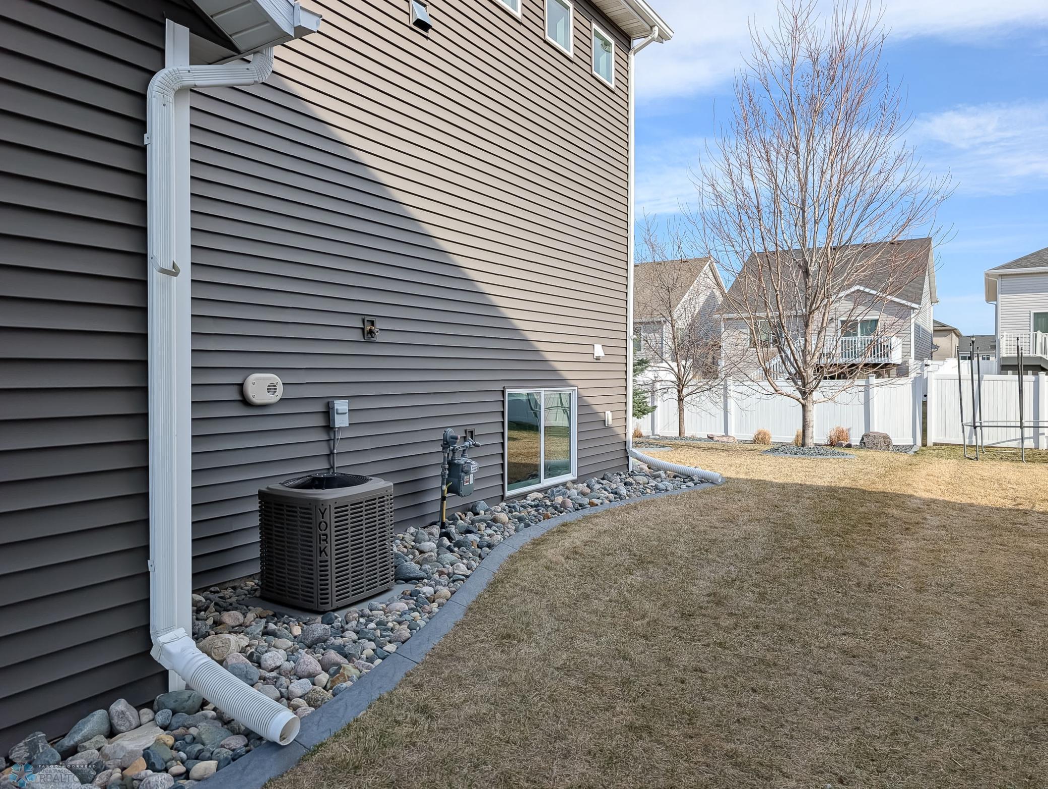 1026 31st Avenue, West Fargo, North Dakota image 11