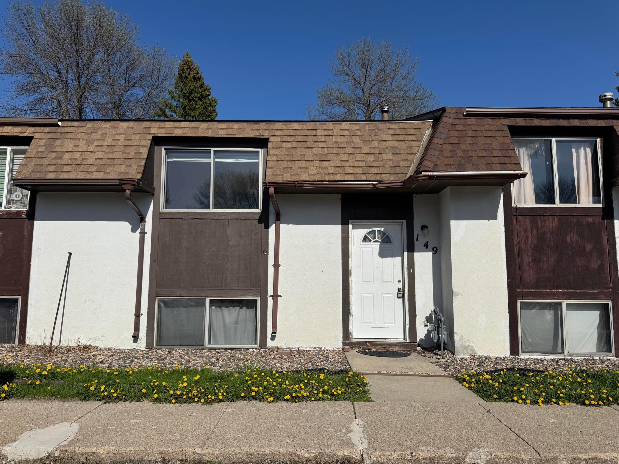 149 22nd Street, Owatonna, Minnesota image 1