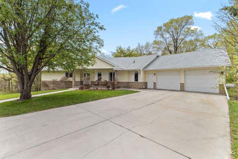 Homes For Sale - 525 County Road 12<br/> Buffalo, MN 55313