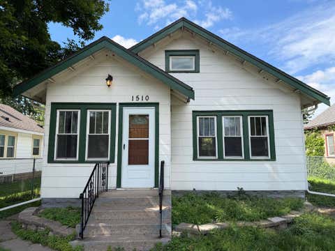 Homes For Sale - 1510 44th Avenue<br/> Minneapolis, MN 55412