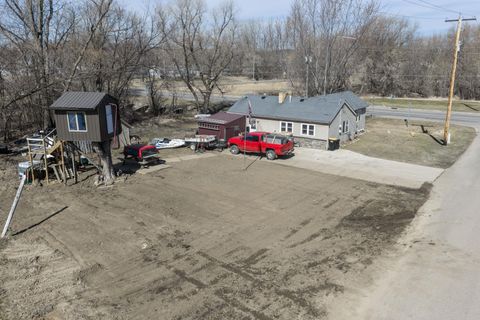 Apartment For Sale - 130 River Street<br/> Holdingford, MN 56340