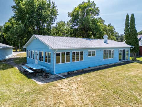 Homes For Sale - 11842 Lake Street<br/> Mentor, MN 56736