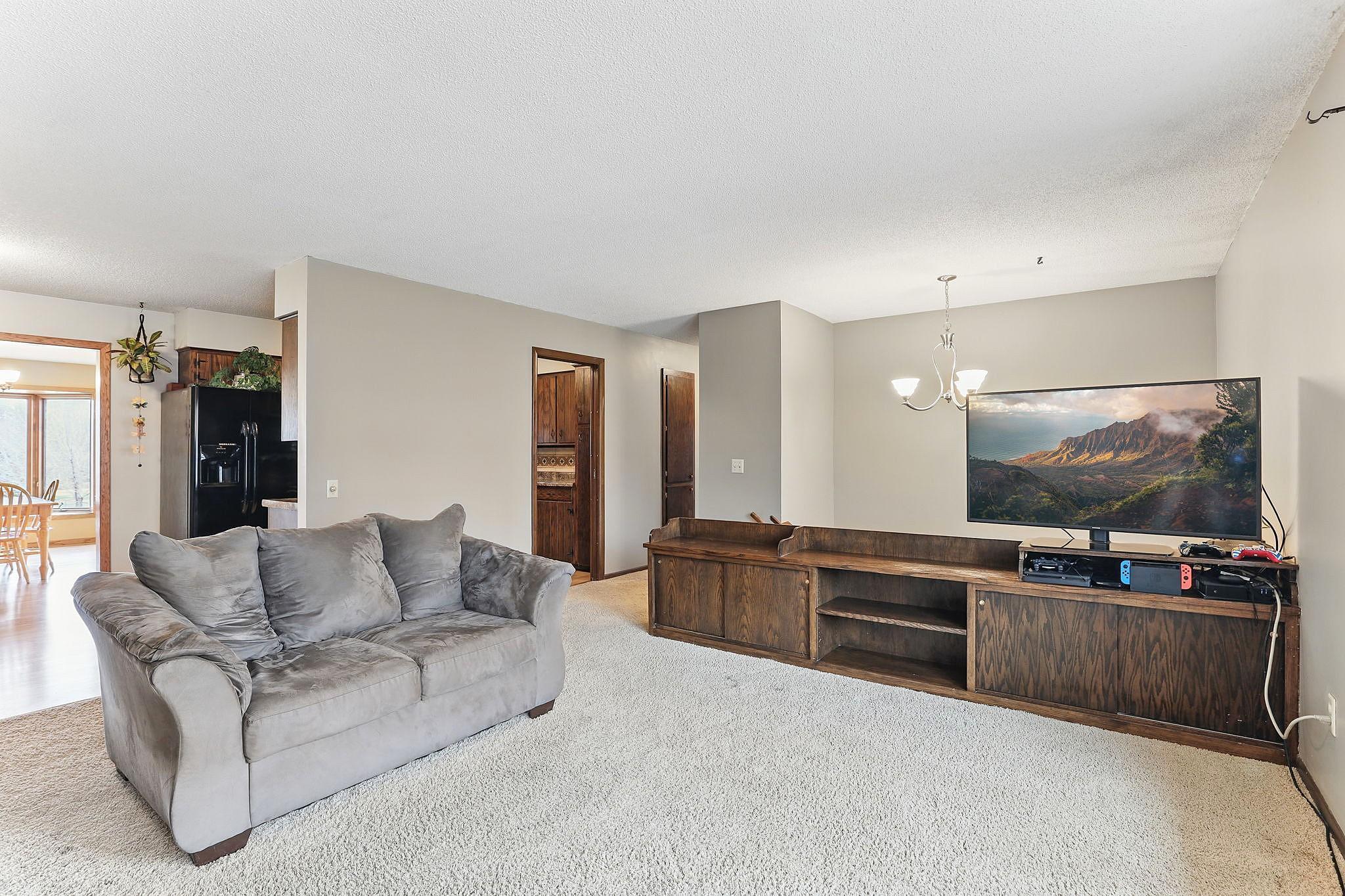 1507 19th Avenue, Faribault, Minnesota image 7
