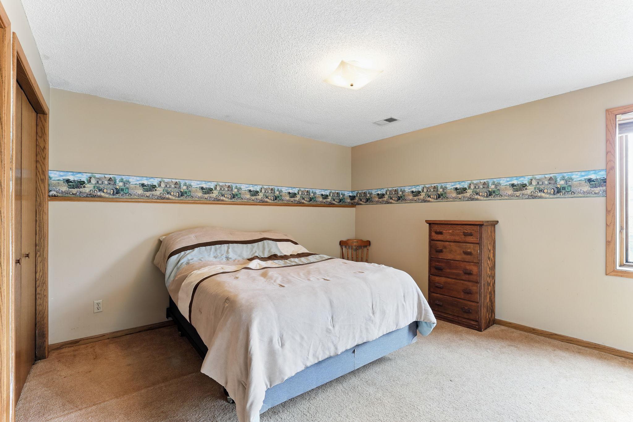 1507 19th Avenue, Faribault, Minnesota image 29