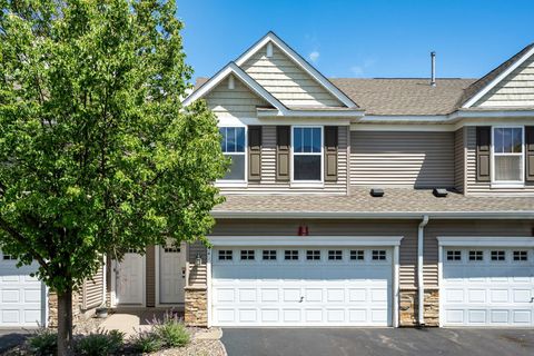 Townhouse For Sale - 341 Jolly Lane<br/> Fridley, MN 55421