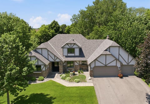 Homes For Sale - 1316 Summit Oaks Drive<br/> Burnsville, MN 55337