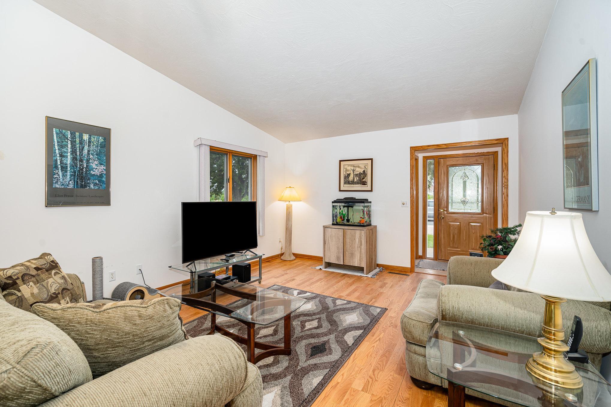 324 7th Street, New Prague, Minnesota image 6