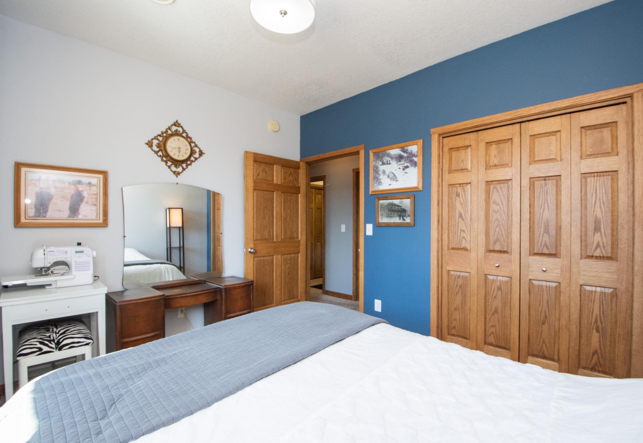 1123 38th Avenue, Moorhead, Minnesota image 32