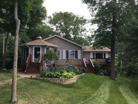 Homes For Sale - 4803 White Pine Road<br/> Garrison, MN 56450