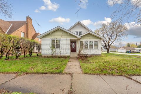 Homes For Sale - 1606 Greeley Avenue<br/> Mcleod County, Glencoe, MN 55336