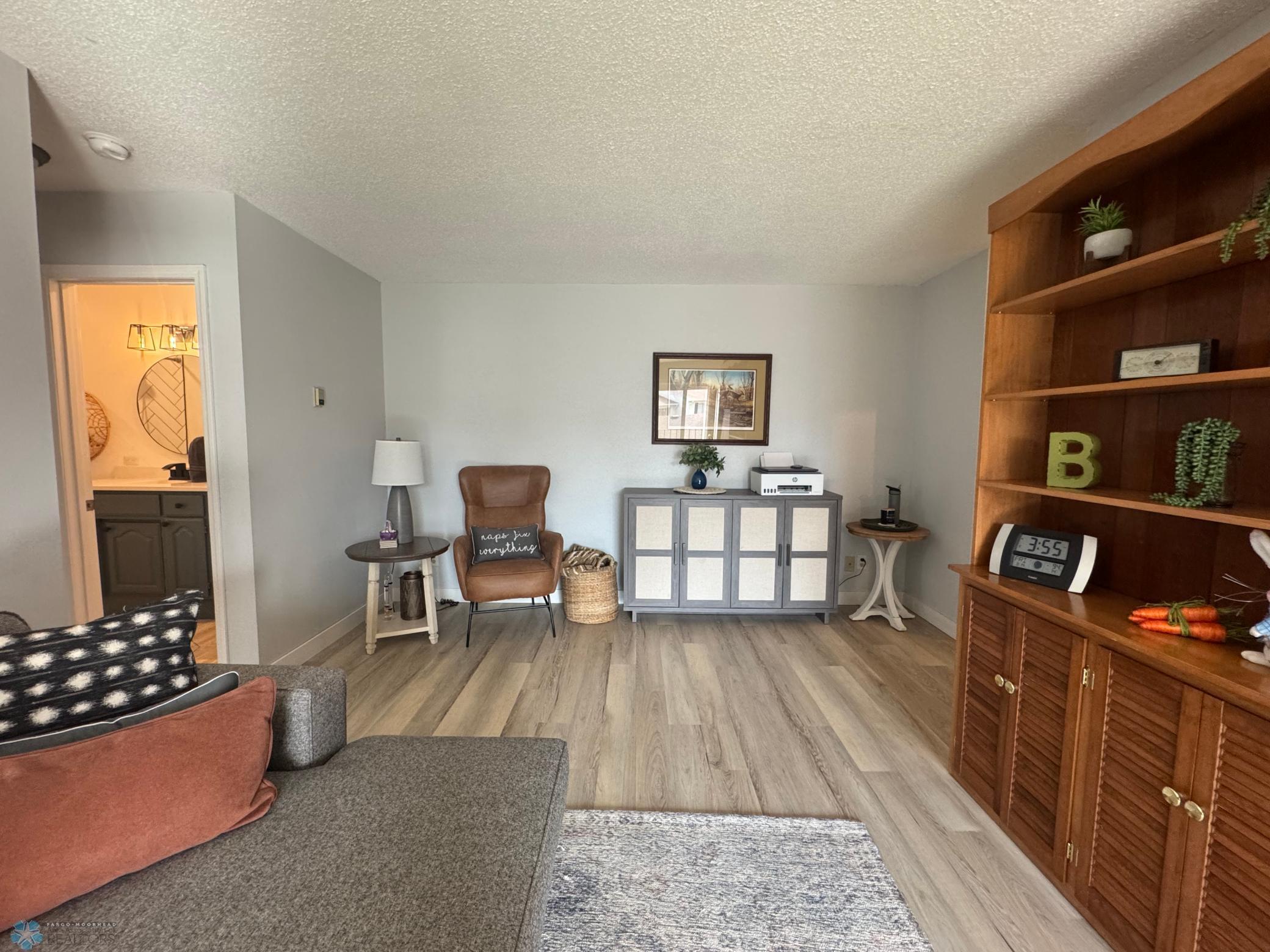 Fargo, North Dakota 58102, United States, 1 Bedroom Bedrooms, ,1 BathroomBathrooms,Residential,Pending,89439