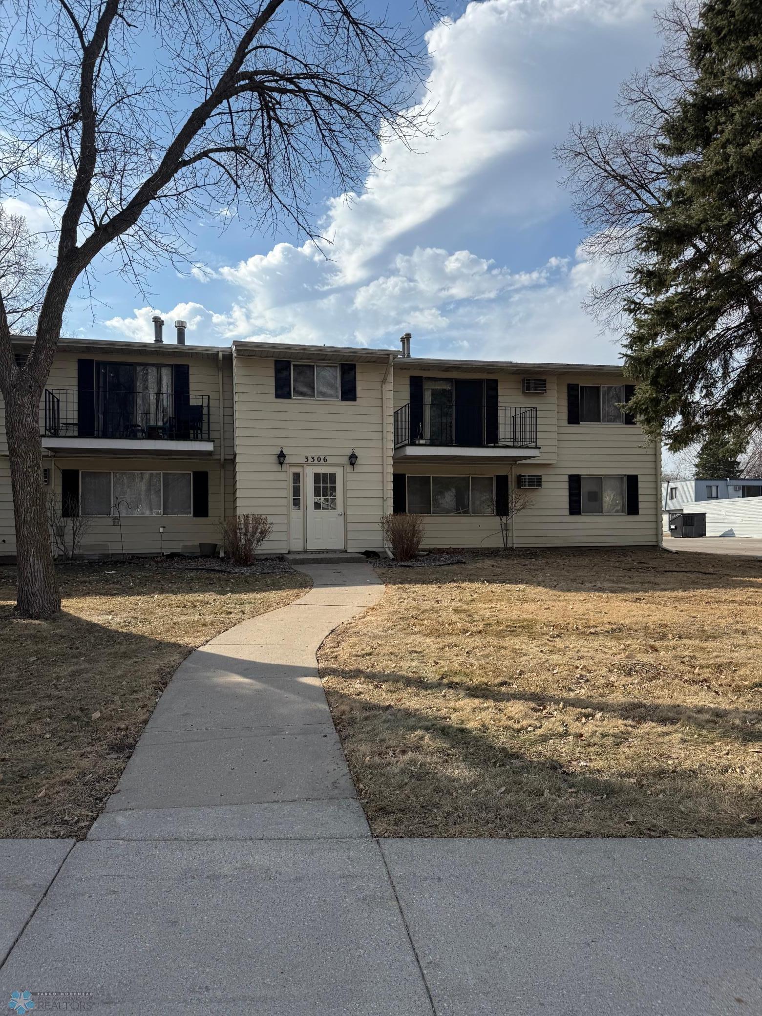 Fargo, North Dakota 58102, United States, 1 Bedroom Bedrooms, ,1 BathroomBathrooms,Residential,Pending,89439