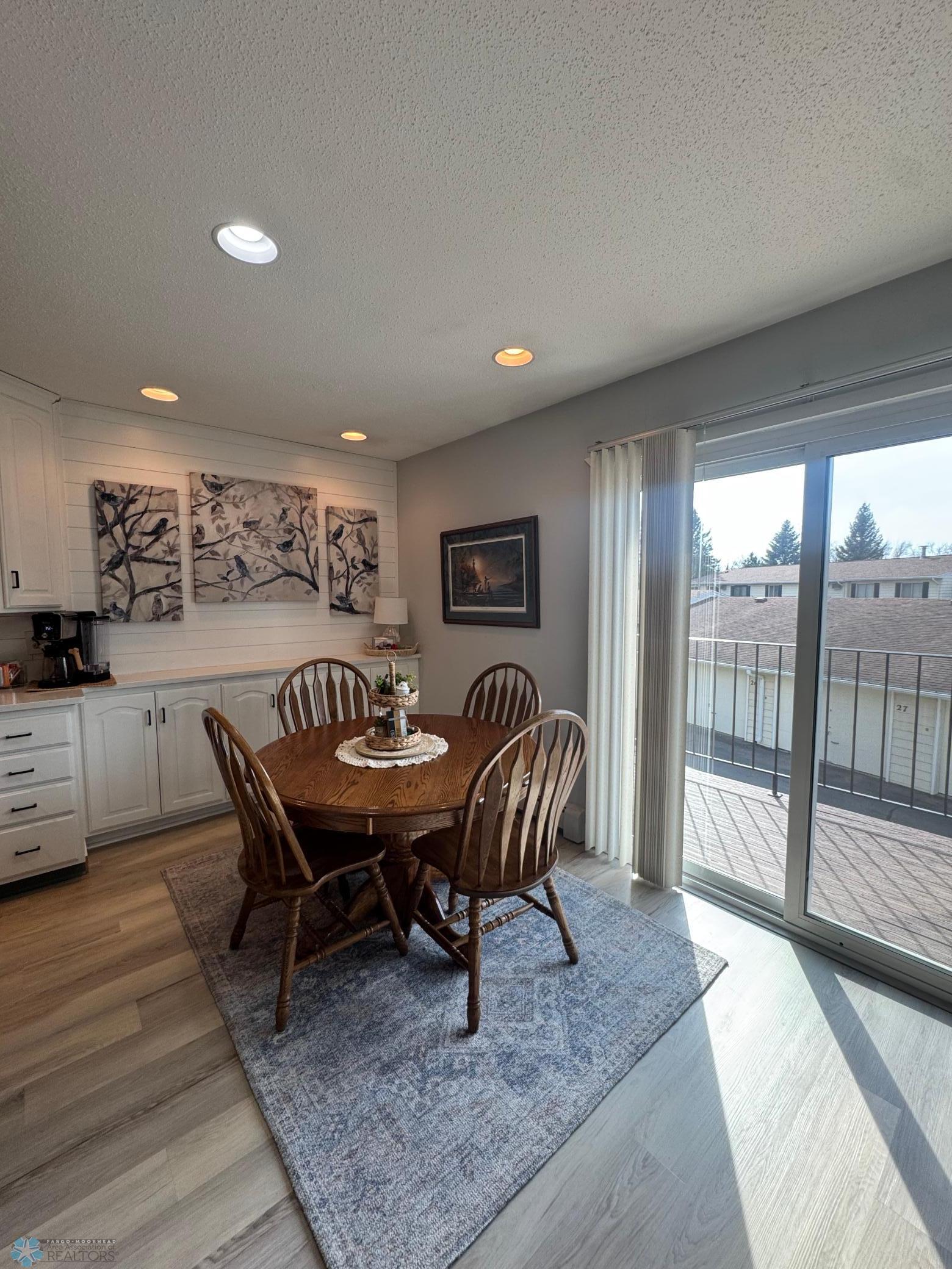 Fargo, North Dakota 58102, United States, 1 Bedroom Bedrooms, ,1 BathroomBathrooms,Residential,Pending,89439