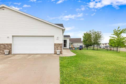 Homes For Sale - 816 Woodbridge Circle<br/> Dilworth, MN 56529